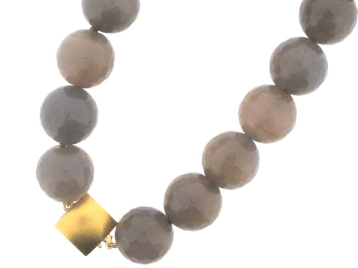 HJB 4743