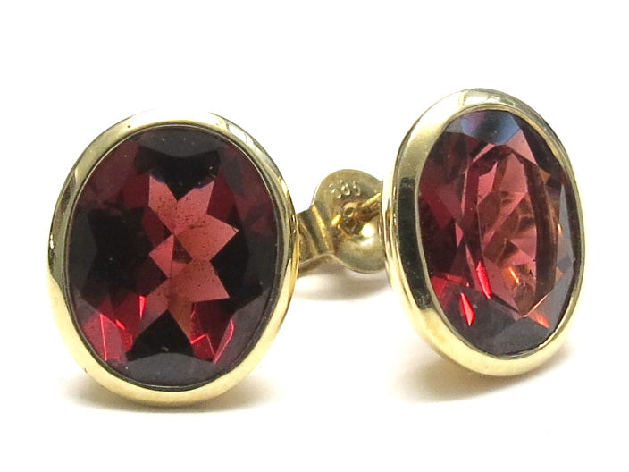 P 323
